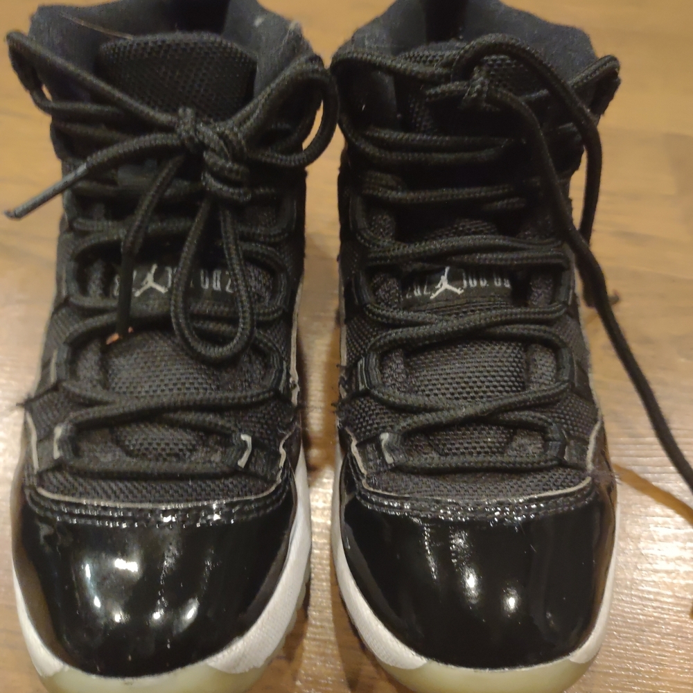 Jordan Retro 11 Jubilee 13c